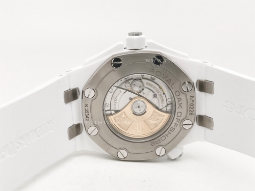 Royal Oak Diver 15707 Wht CER/RU Wht APSF A3120