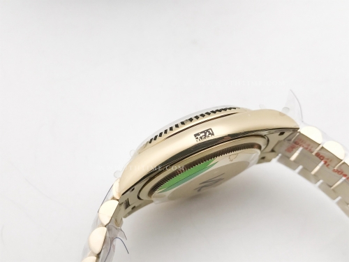 DayDate 36mm Wt 904L Flt YG/YG Gold/Dia QF VR3255