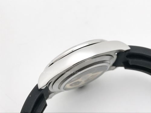 Daytona 126500 CER SS/RU Blk/Wht/Stk GDF A3836