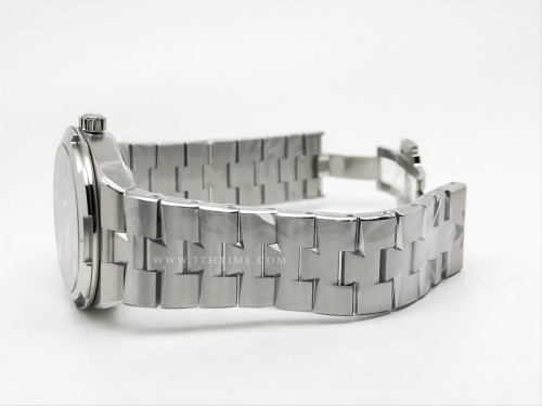 Overseas 4500V SS/SS Green MKS MY9015 Cal5100