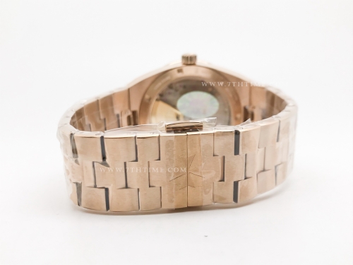 Overseas 4500V RG/RG White PPF A2813 Cal5100