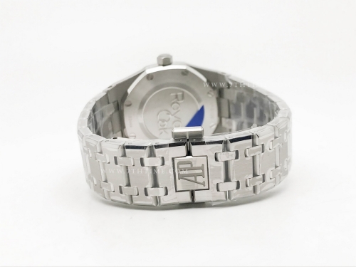 Royal Oak Ladies 67650ST 33mm SS/SS Wht/Stk ZF Sw Qtz