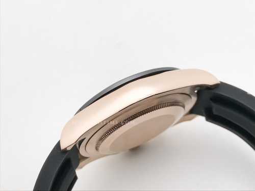 Daytona 116515 CER RG/RU Blk/Gold/Stk GDF A3836