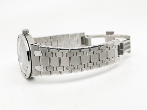 Royal Oak Ladies 67650ST 33mm SS/SS Blk/Stk ZF Sw Qtz