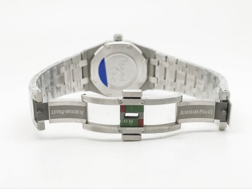 Royal Oak Ladies 67650ST 33mm SS/SS Blk/Stk ZF Sw Qtz