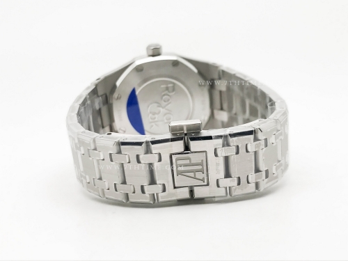 Royal Oak Ladies 67650ST 33mm SS/SS Blk/Stk ZF Sw Qtz