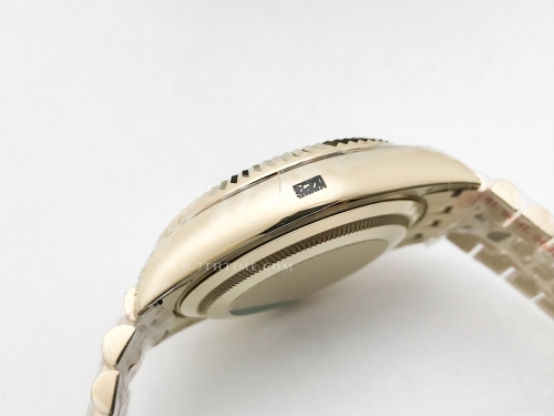 Skydweller 336938 Jub YG/YG Green Noob V2 Asian 23J