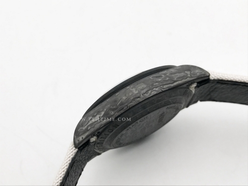 Daytona DIW Carbon Cream FC/LE White Noob A4130