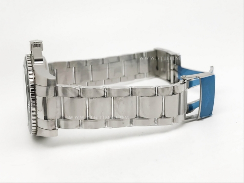 HydroConquest Mens 43mm SS/SS Green XF A2892