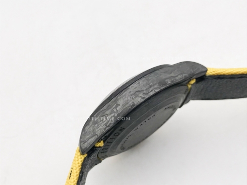 Daytona DIW Carbon CAR FC/NY Yellow/Red N6F A4130