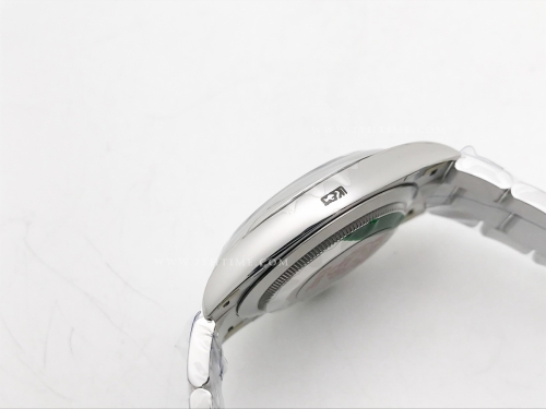 Oyster Pert. 41mm 124300 SS/SS Green EWE A3230