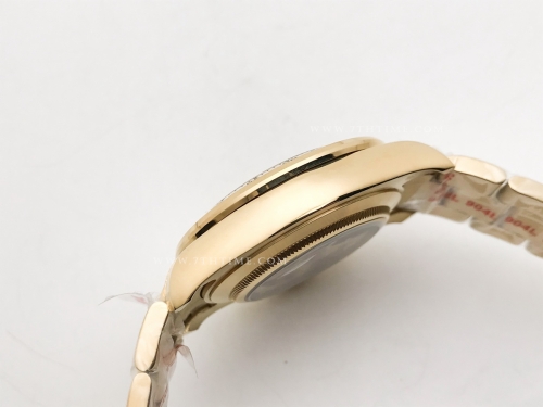 Daytona 126528 DIS YG/YG Gold/Blk/Stk GDF A3836