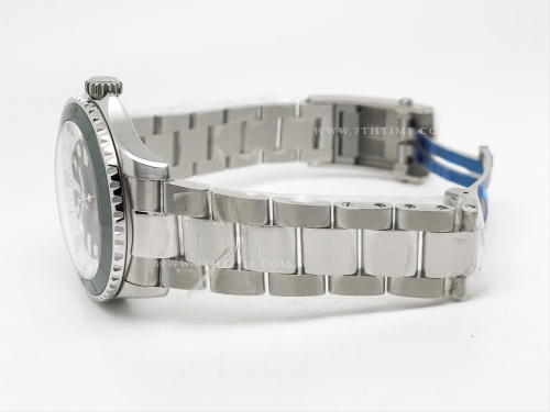 Superocean 44mm Grn SS/SS Green TF Asia 2824