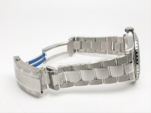 Superocean 44mm Blk SS/SS Red TF Asia 2824