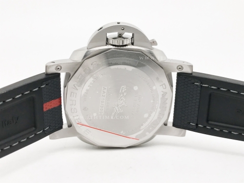 PAM 1565 Submersible Luna Rossa SS/RU Blue VSF P900