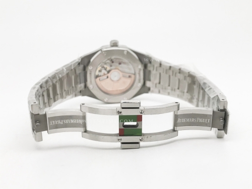 Royal Oak Ladies 77350ST 34mm SS/SS White ZF A5800