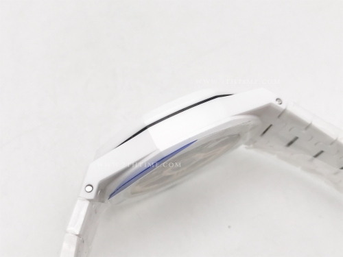 Royal Oak 41mm 15500 Wht CER/CER Silv APSF A4302