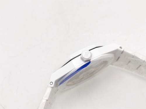 Royal Oak 41mm 15500 Wht CER/CER Blk APSF A4302