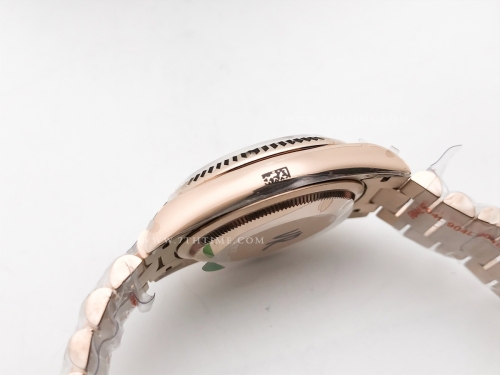 DayDate 36mm Wt 904L Flt RG/RG Grey/Rm QF VR3255