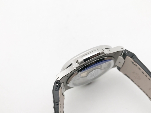 Nautilus Moon Phase 5722 Dia SS/LE Blue PPF A240