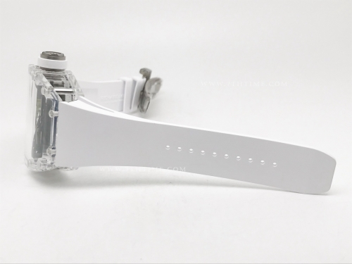 RM35-02 Wht/Wht CRY/RU SONIC RMAL1