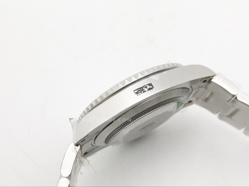 Sub 124060 No Date 904 41mm SS/SS Blk EWE A3230