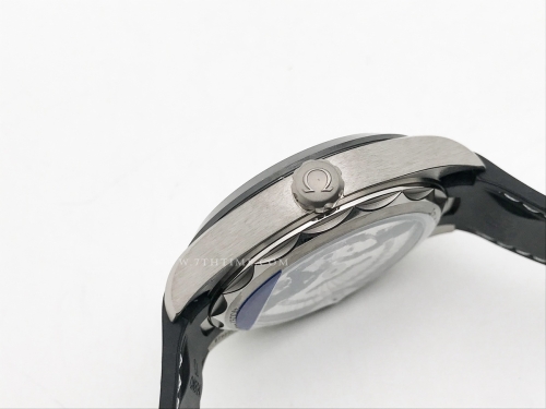 Aqua Terra GMT Worldtimer 43mm TI/RU Black VSF A8938