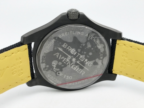 Avenger GMT 45mm PVD/NY Yelw/Num OXF A2836