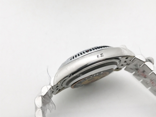 DJ 126234 36mm Jub Flt 904L SS/SS Grey/Stk JQF VR3235