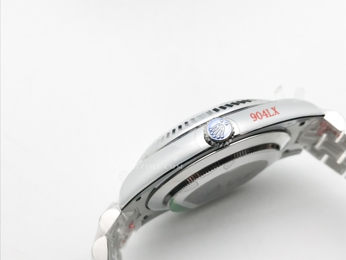 DayDate 40mm 904L Flt SS/SS Green/Stk GMF A2836