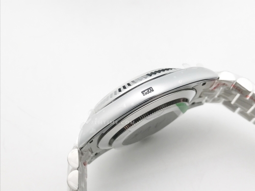 DayDate 40mm 904L Flt SS/SS Green/Stk GMF A2836