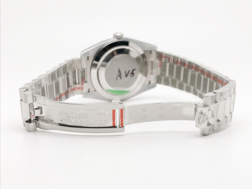 DayDate 40mm 904L Flt SS/SS Blue/Stk GMF A2836