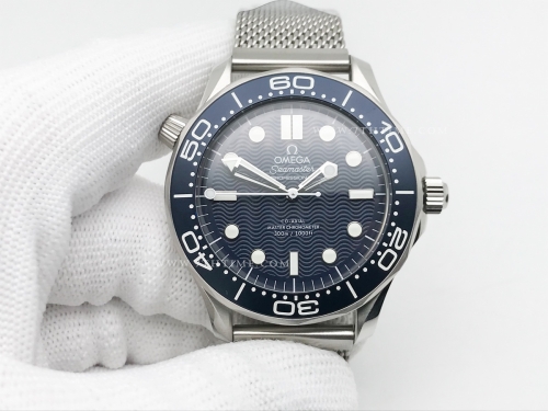 Seamaster 300 James Bond 60th Anni SS/SS BLS A8806