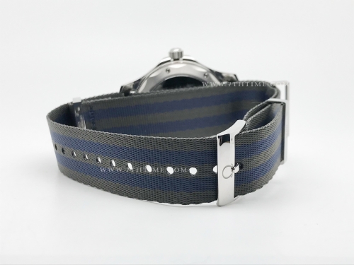 Seamaster 300 James Bond 60th Anni SS/NY BLS A8806