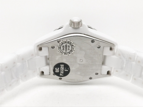 XHANEL J-12 38mm Wht Coco CER/CER Wht/Num HTF A2892