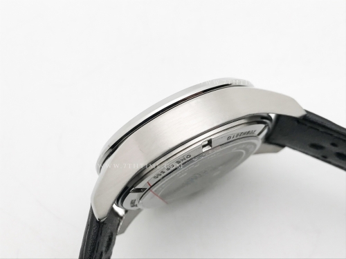 Carrera Chrono 42mm Wht SS/LE Grey/Wht A8F VK63A