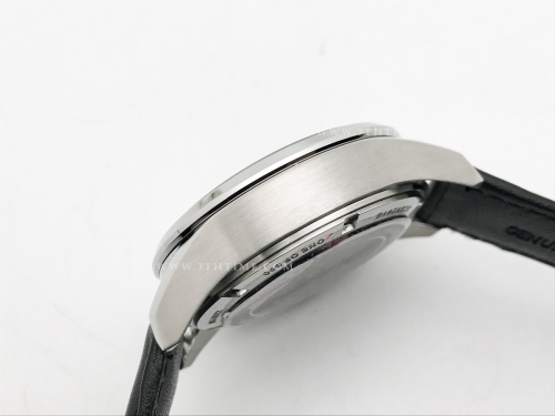 Carrera Chrono 42mm Blk SS/LE Blk/Col A8F VK63A