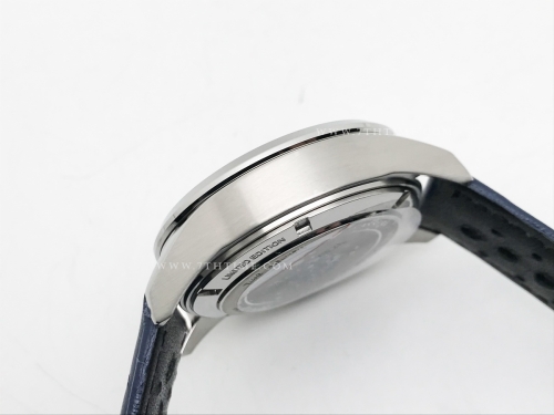 Carrera Chrono 42mm Wht SS/LE Blue/Wht A8F VK63A