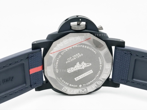 PAM1466 Submersible Luna Rossa CER/RU Blue VSF P900