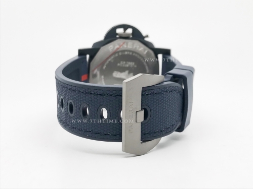 PAM1543 Submersible Luna Rossa CER/RU White VSF P900