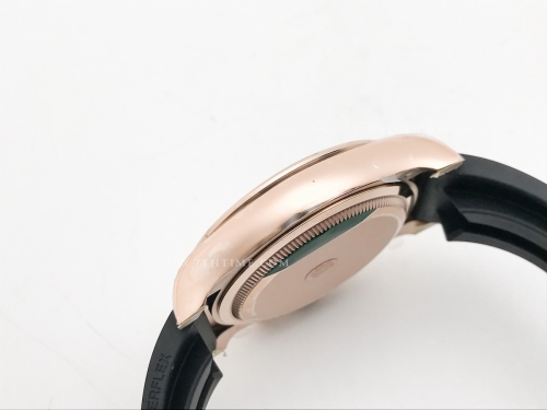 Daytona 126515LN RG/RU Blk/Gold/Dia EWE A4131