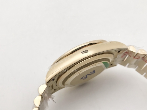 DayDate 40mm 904L B.Dia YG/YG O-Grn/Rm GMF A2836