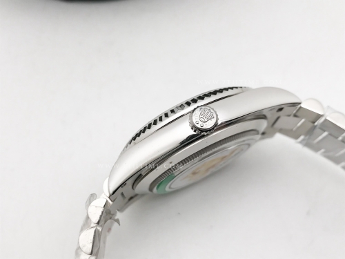 DayDate 40mm 228239 904L Flt Wt WG/WG Silv/Dia KF VR3255