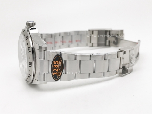 Explorer II 226570 SS/SS Wht QF SH3285-2 CHS