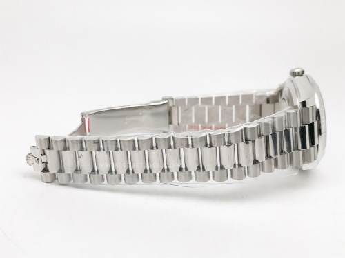 DayDate 40mm 228239 904L Flt Wt WG/WG O-Blue/Rm KF VR3255