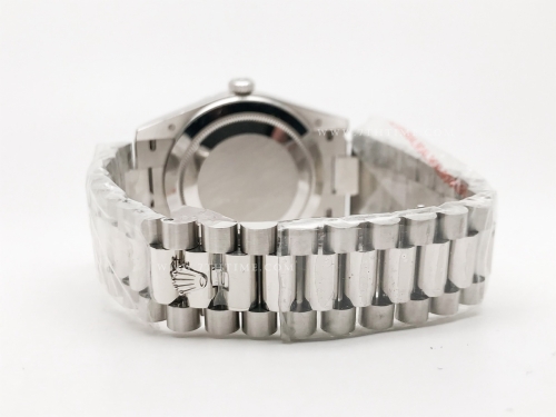 DayDate 40mm 228239 904L Flt Wt WG/WG I-Blue/Rm KF VR3255