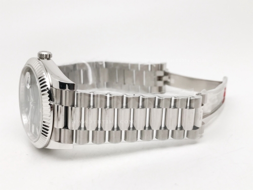 DayDate 40mm 228239 904L Flt Wt WG/WG Blk/Dia KF VR3255