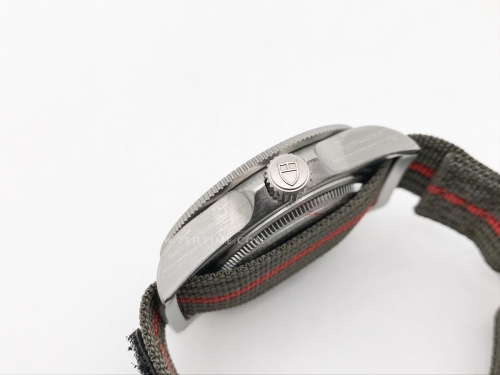 Tudor Pelagos FXD 25717N Meme TI/NY Black M+F 8N24