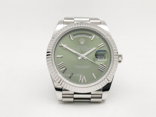 DayDate 40mm 228239 904L Flt Wt WG/WG O-Green/Rm KF VR3255