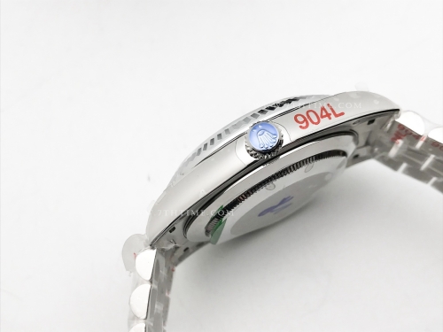 DayDate 40mm 904L Flt SS/SS Blue/Stk GMF VR3255